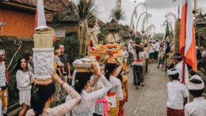 Identitas Bangsa: Memahami Kedalaman Kearifan Lokal Indonesia