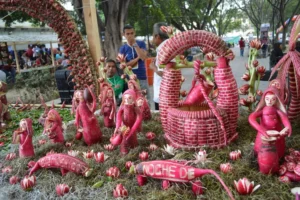 10-festival-paling-aneh-dan-unik-di-seluruh-dunia