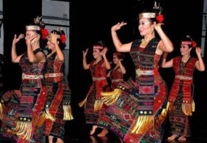 menyelami-kekayaan-tradisi-dan-kebudayaan-suku-batak